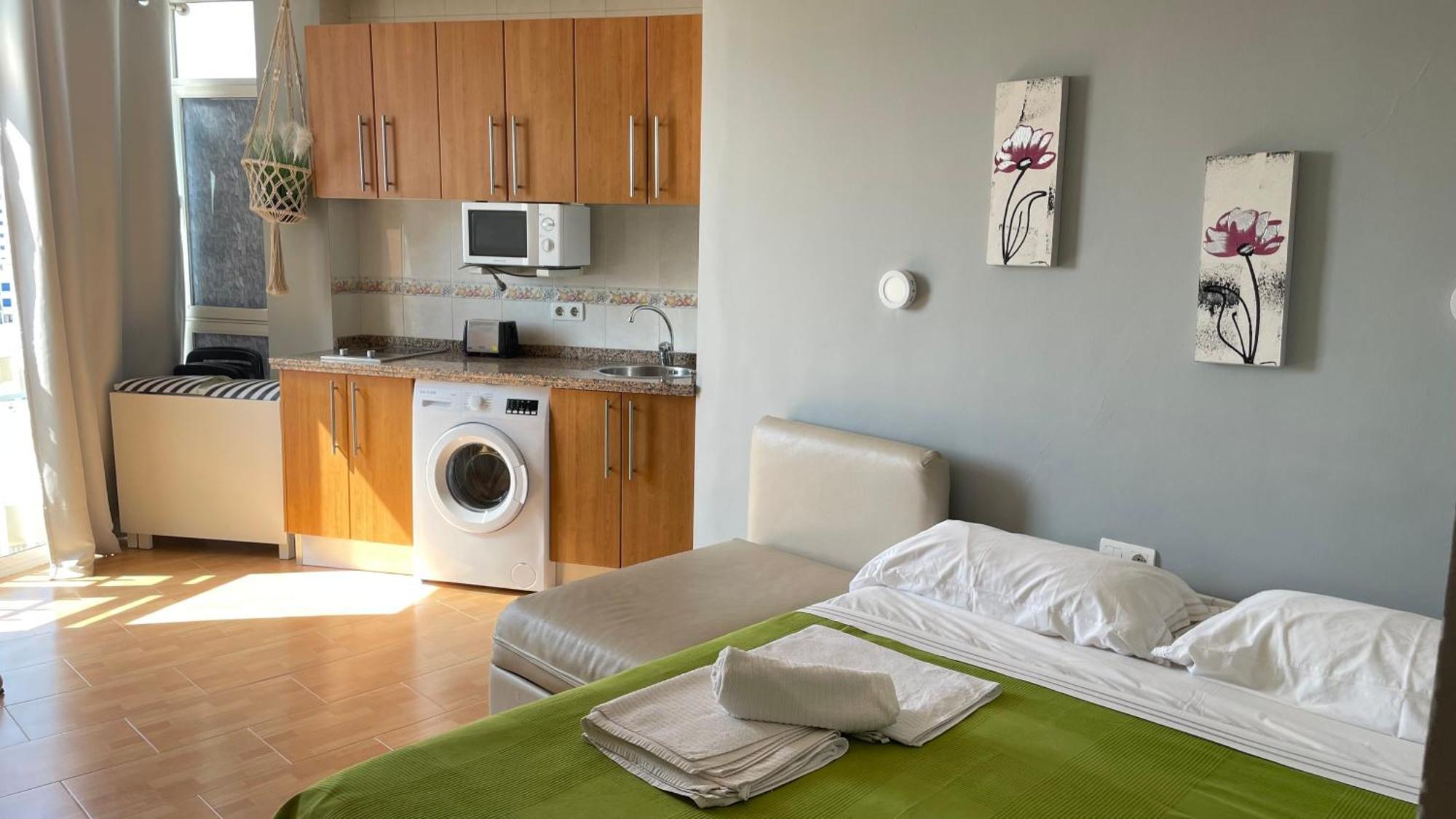 Benalmadena ,Apartamento-Estudio Primera Linea De Playa Exterior photo