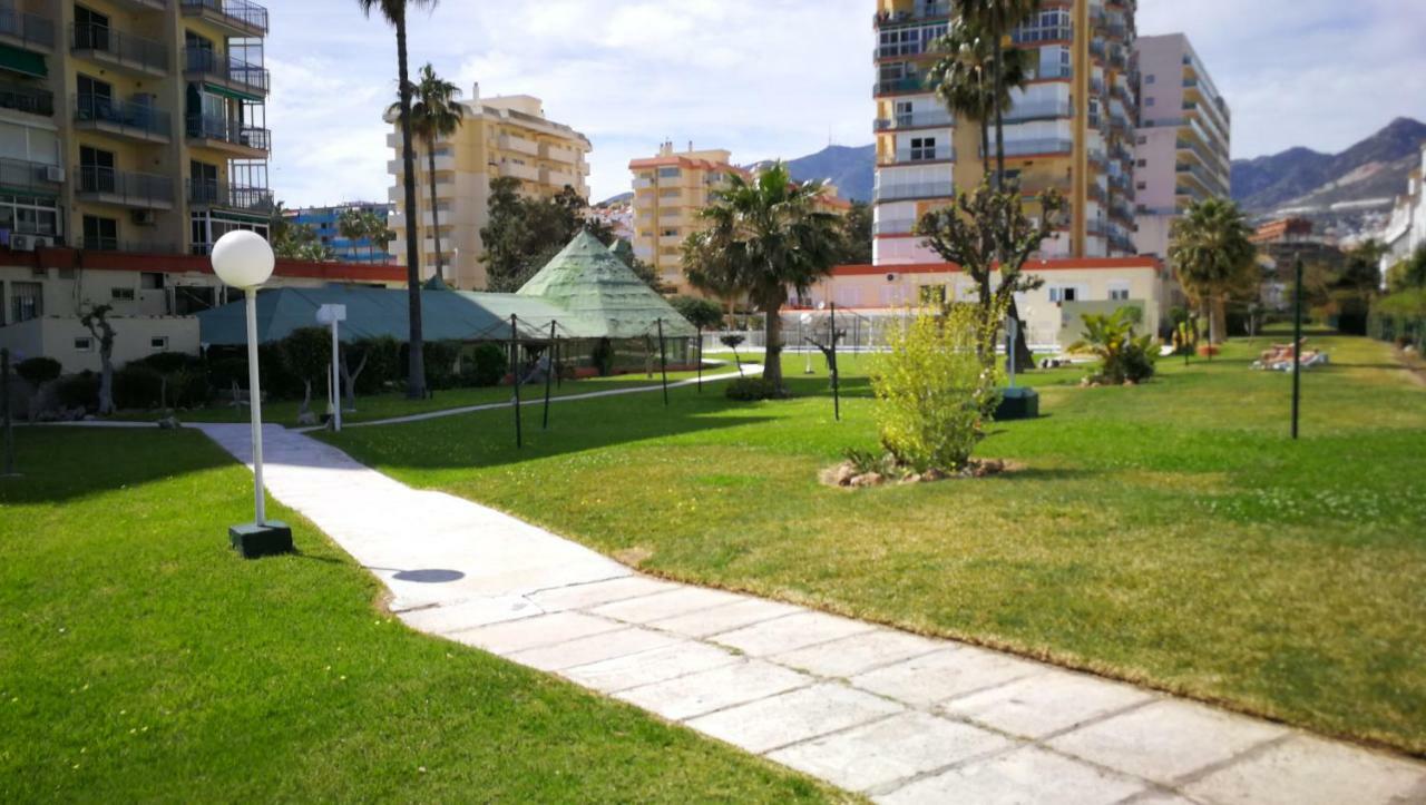 Benalmadena ,Apartamento-Estudio Primera Linea De Playa Exterior photo