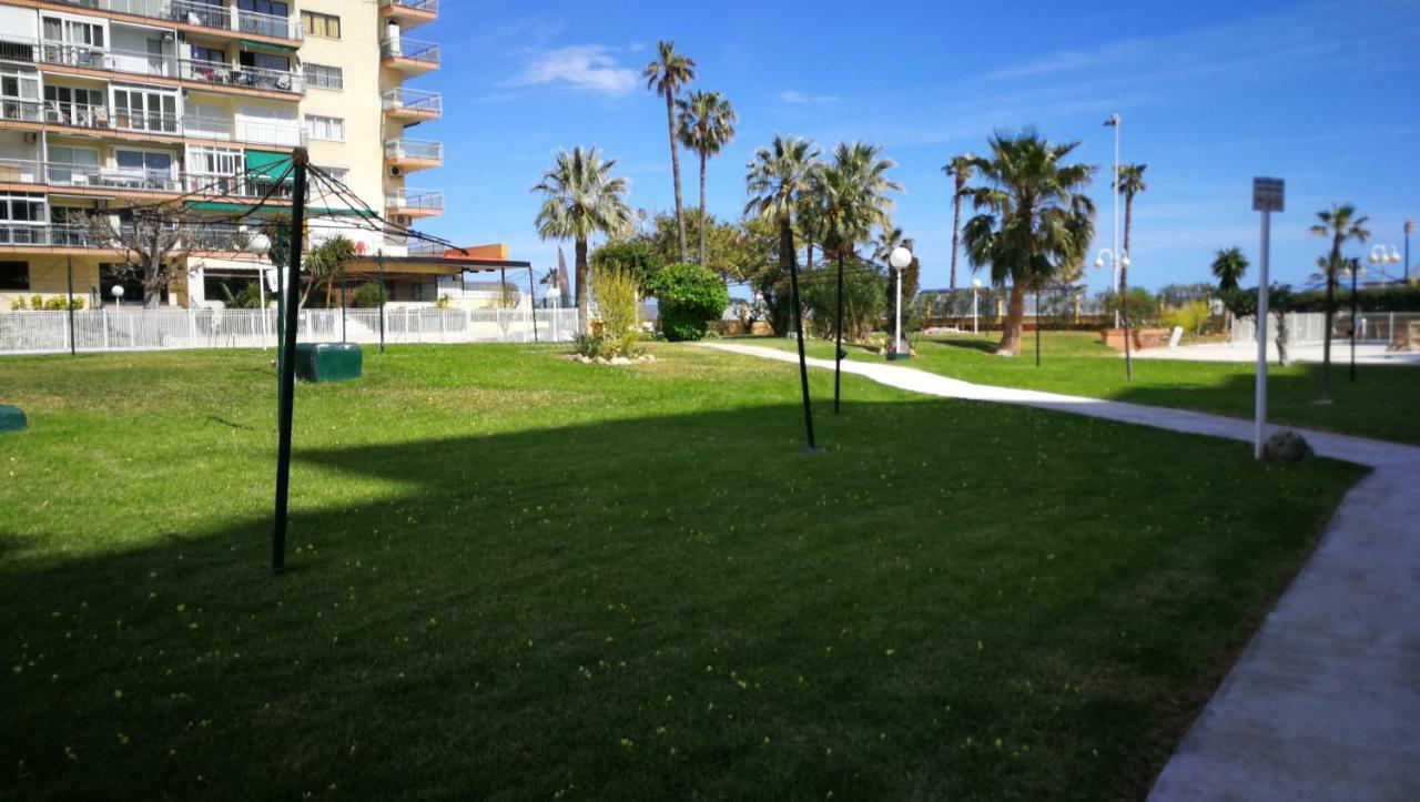 Benalmadena ,Apartamento-Estudio Primera Linea De Playa Exterior photo